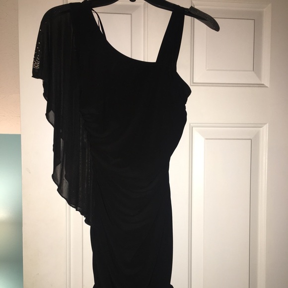 Formal Black dress - Picture 3 of 4